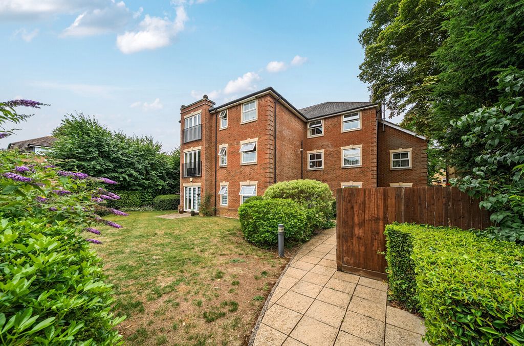 Property photo 1 of 18 1485768-19-6A43d9...