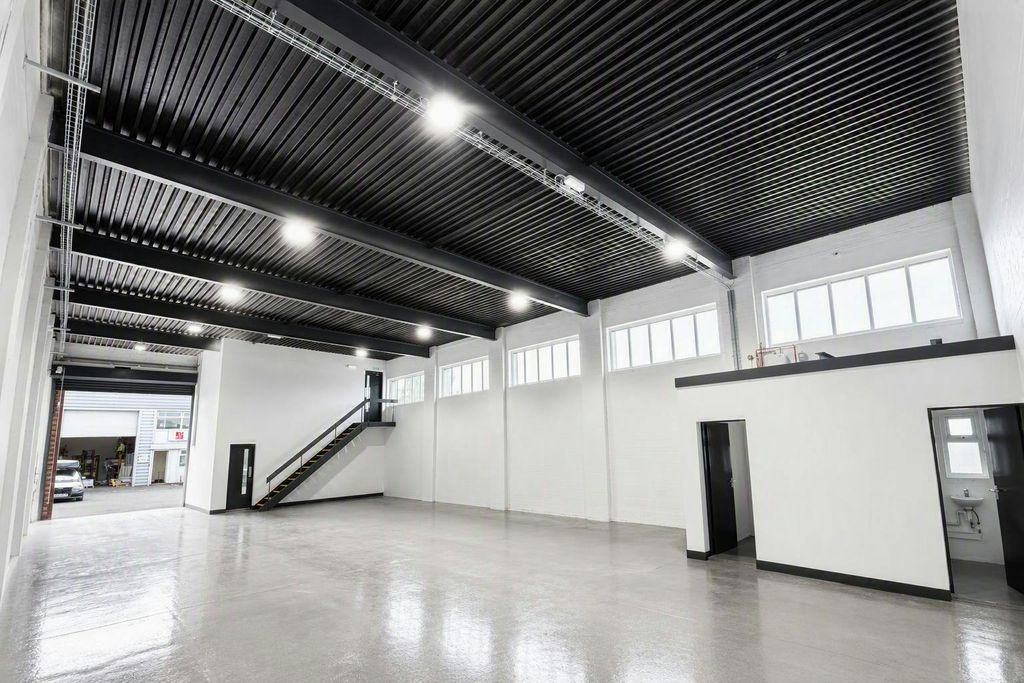 Property photo 3 of 9 3 Guinness Internal Wh (2).Jpg