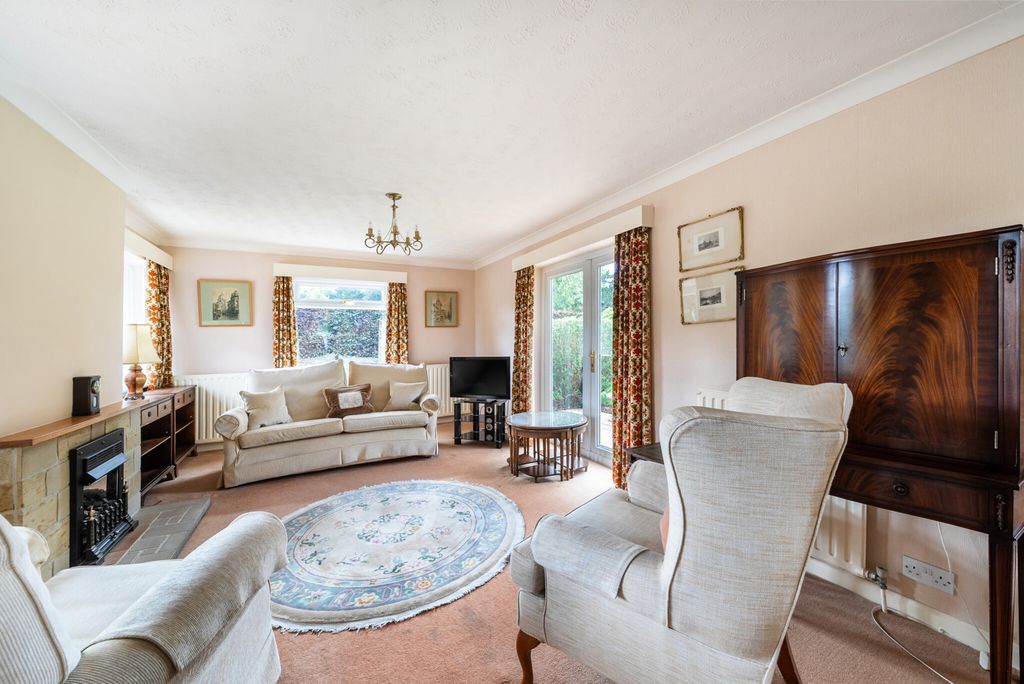 Property photo 2 of 22 1350874-6-68c9B1d...
