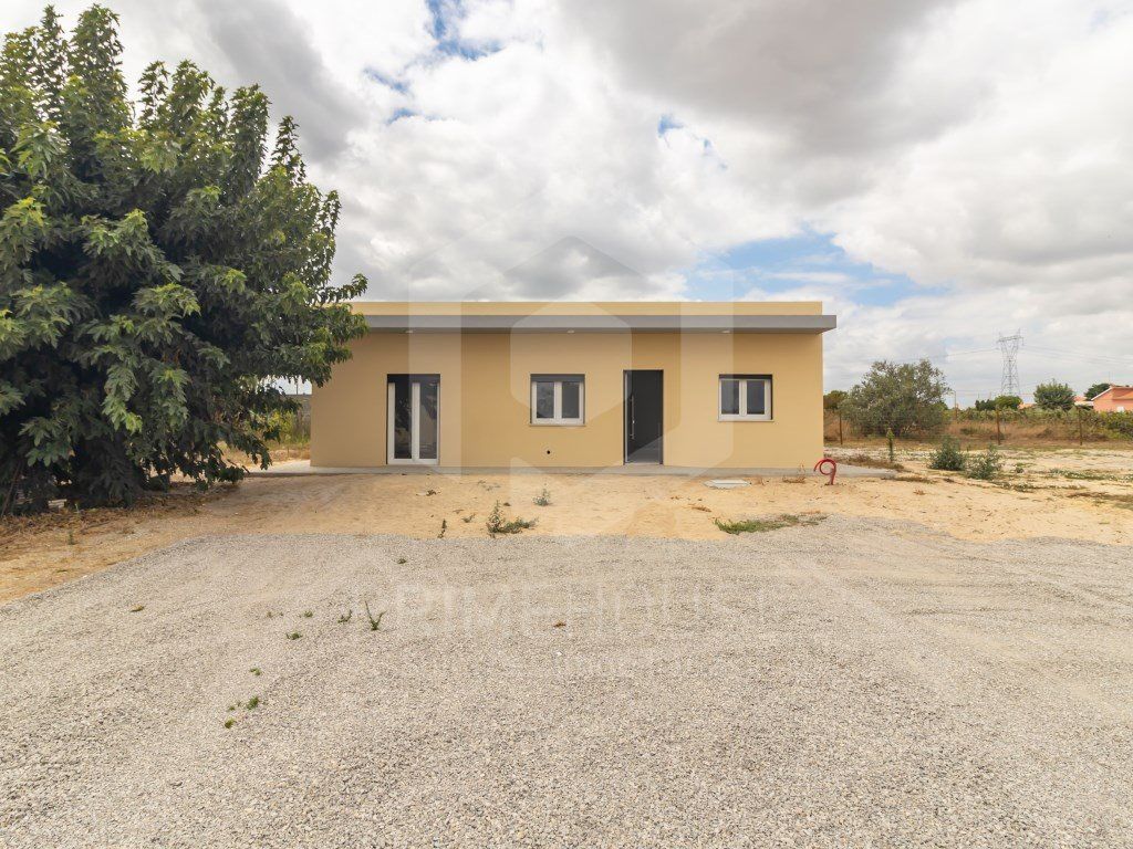 Property photo 1 of 41 T3 Home Set Within A 7700 m2 Plot