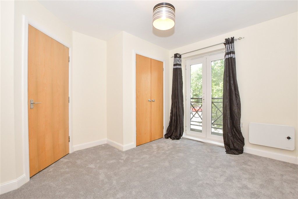 Property photo 3 of 9 Bedroom 1