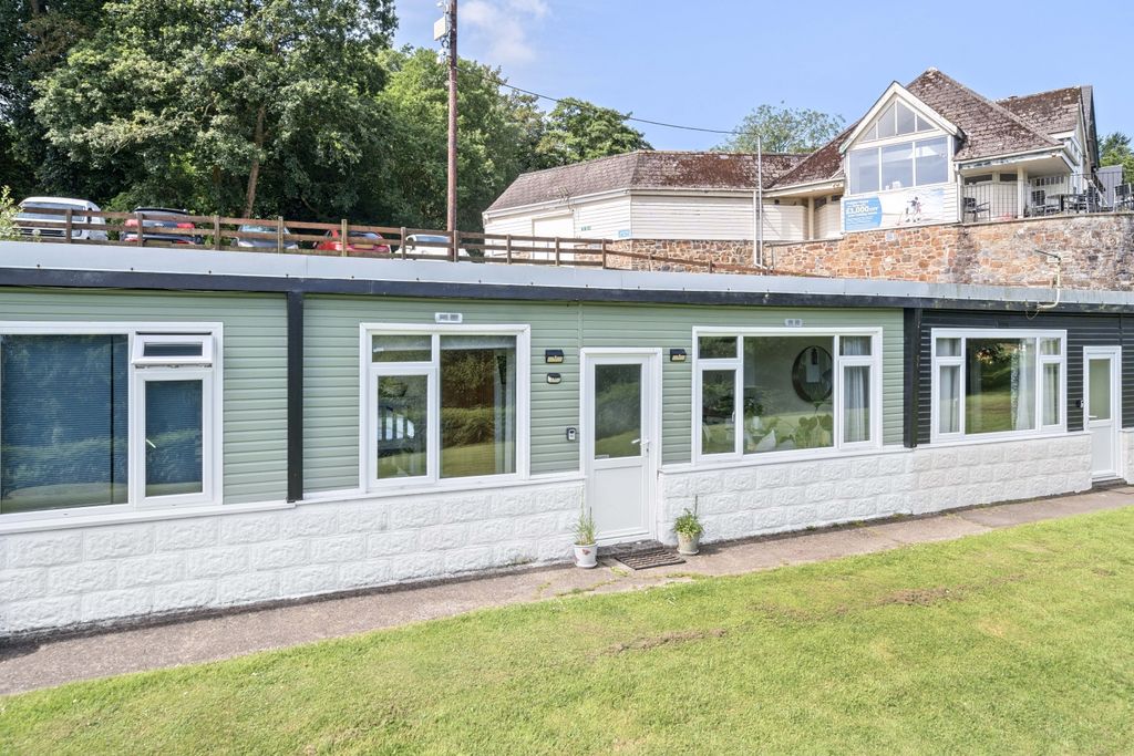 Property photo 2 of 18 1318878-3-686508F1Caaeb