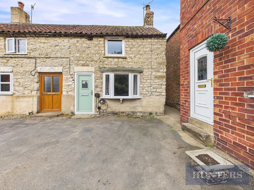 Property photo 1 of 18 Cam05316G0-Pr0144-Still022.Jpg