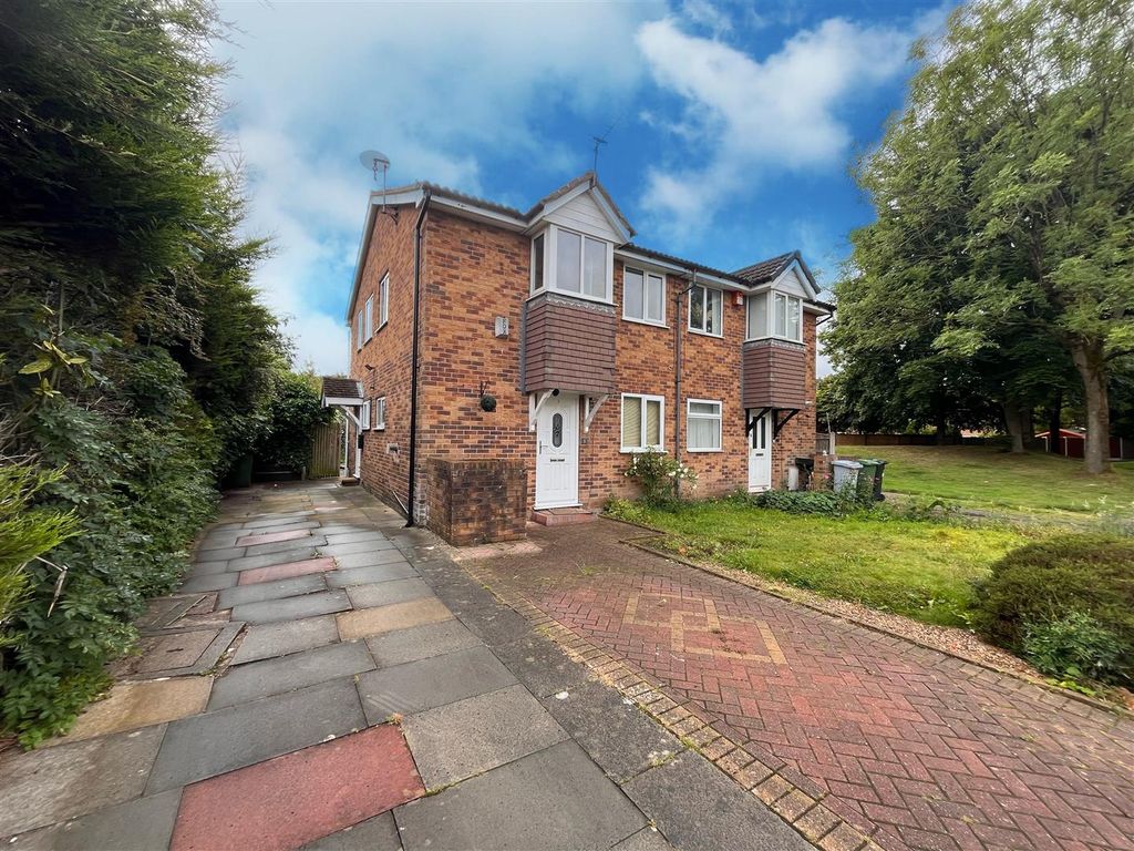 Property photo 1 of 12