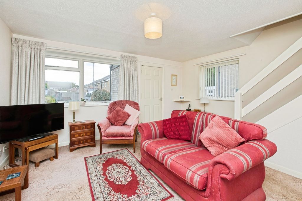 Property photo 3 of 18 Pbox-Img.Jpg