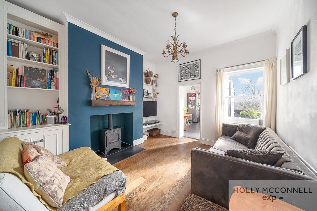 Property photo 2 of 16