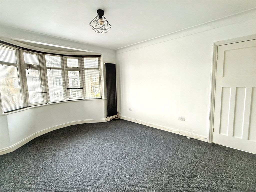 Property photo 2 of 14 Picture No. 08