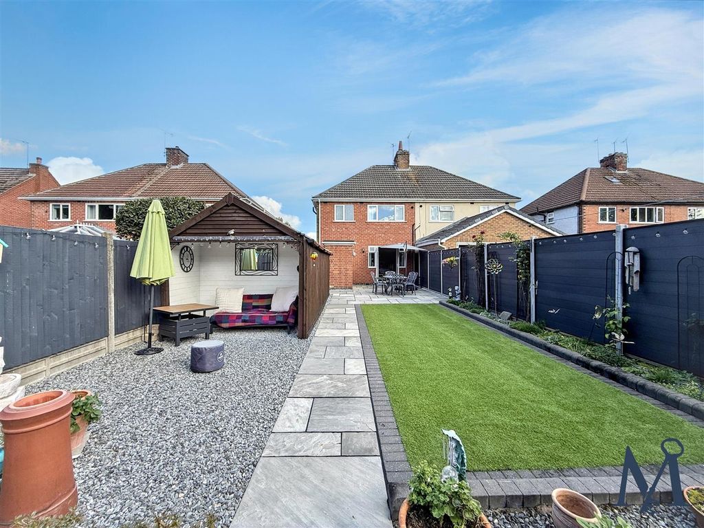 Property photo 2 of 27 Rear Garden