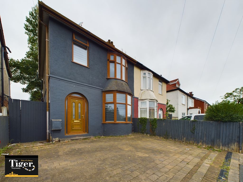Property photo 2 of 16 Cam02176G0-Pr0315-Still015