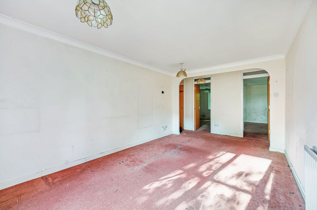 Property photo 3 of 11 Photo 3