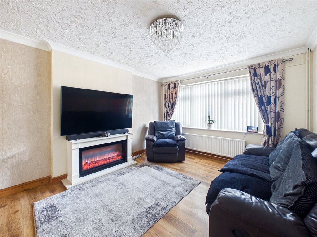 Property photo 3 of 14 Picture No. 34