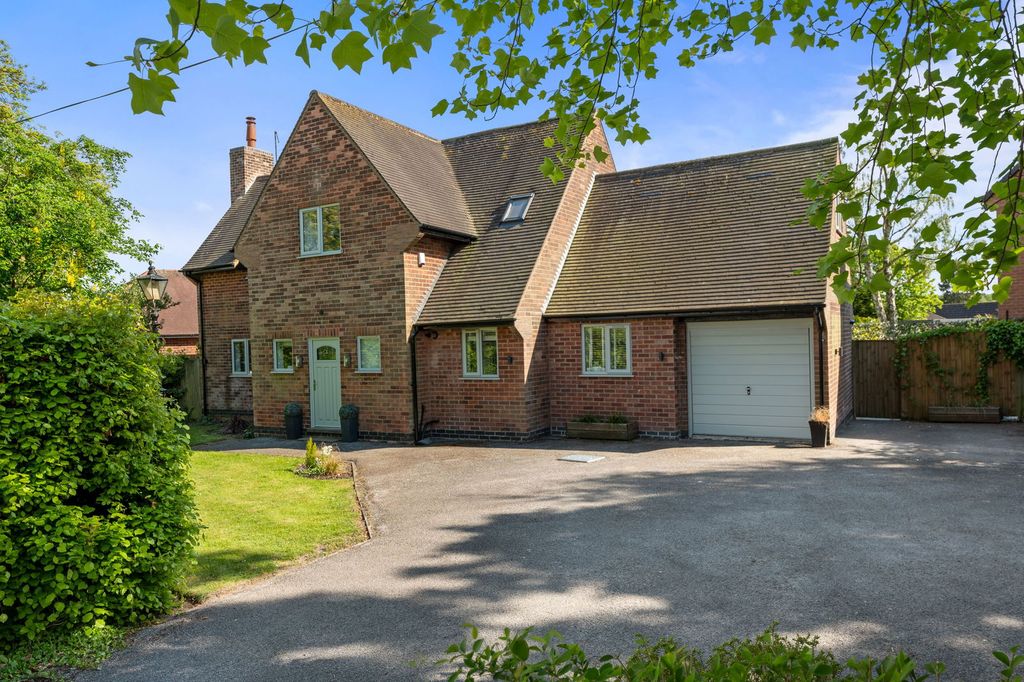 Property photo 1 of 31