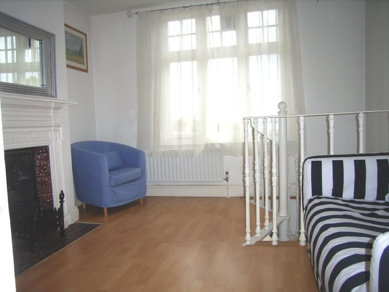 Property photo 2 of 6