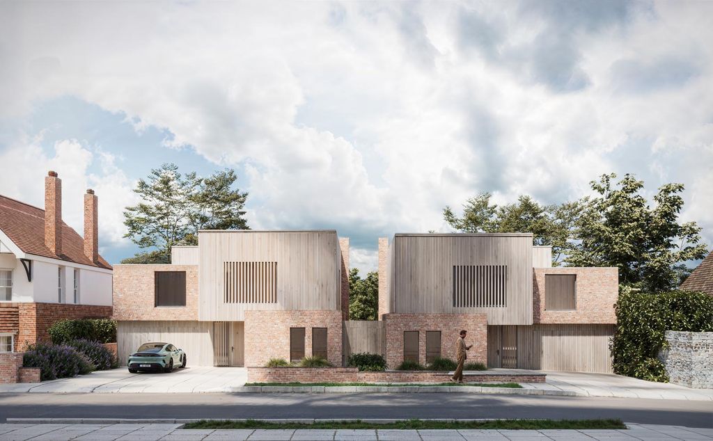 Property photo 1 of 5