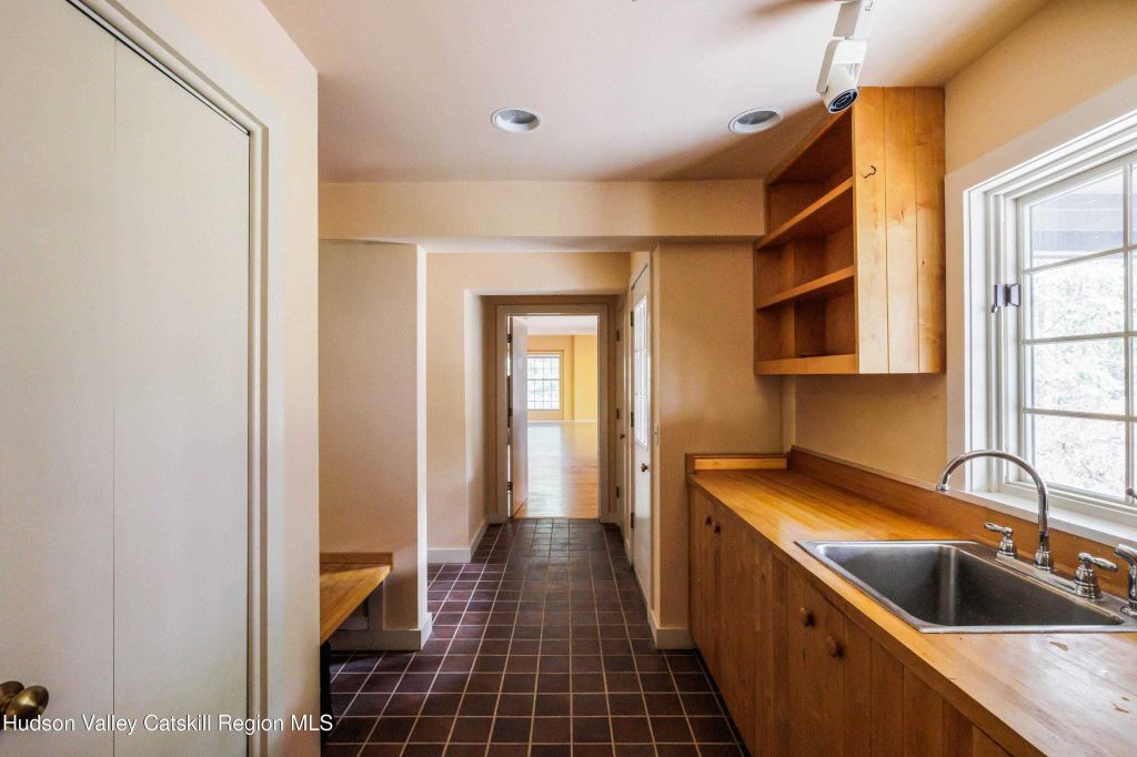 Property photo 2 of 27 <Alttext/>