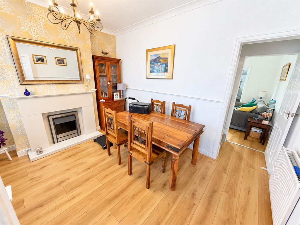 Property photo 2 of 12 Dining Room