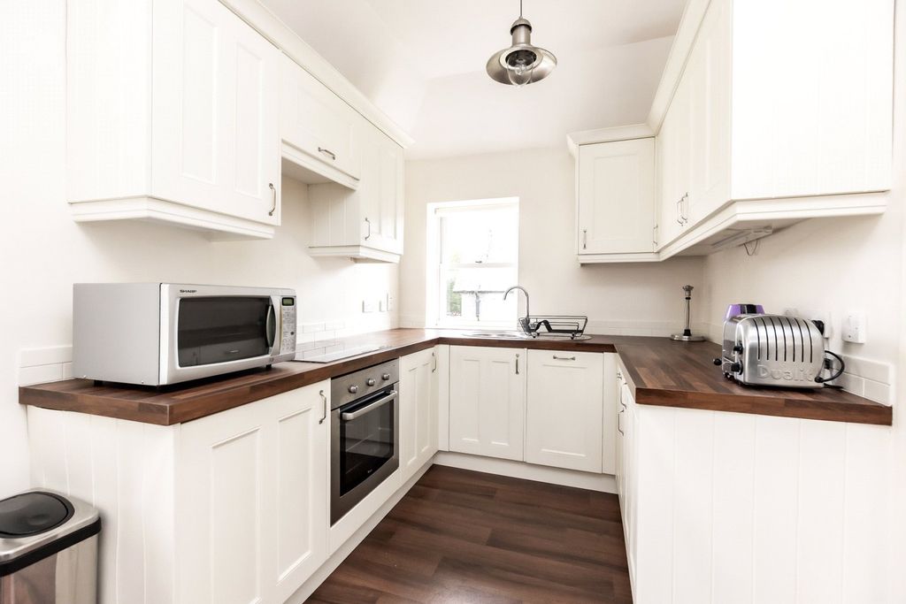 Property photo 2 of 9 Photo 2