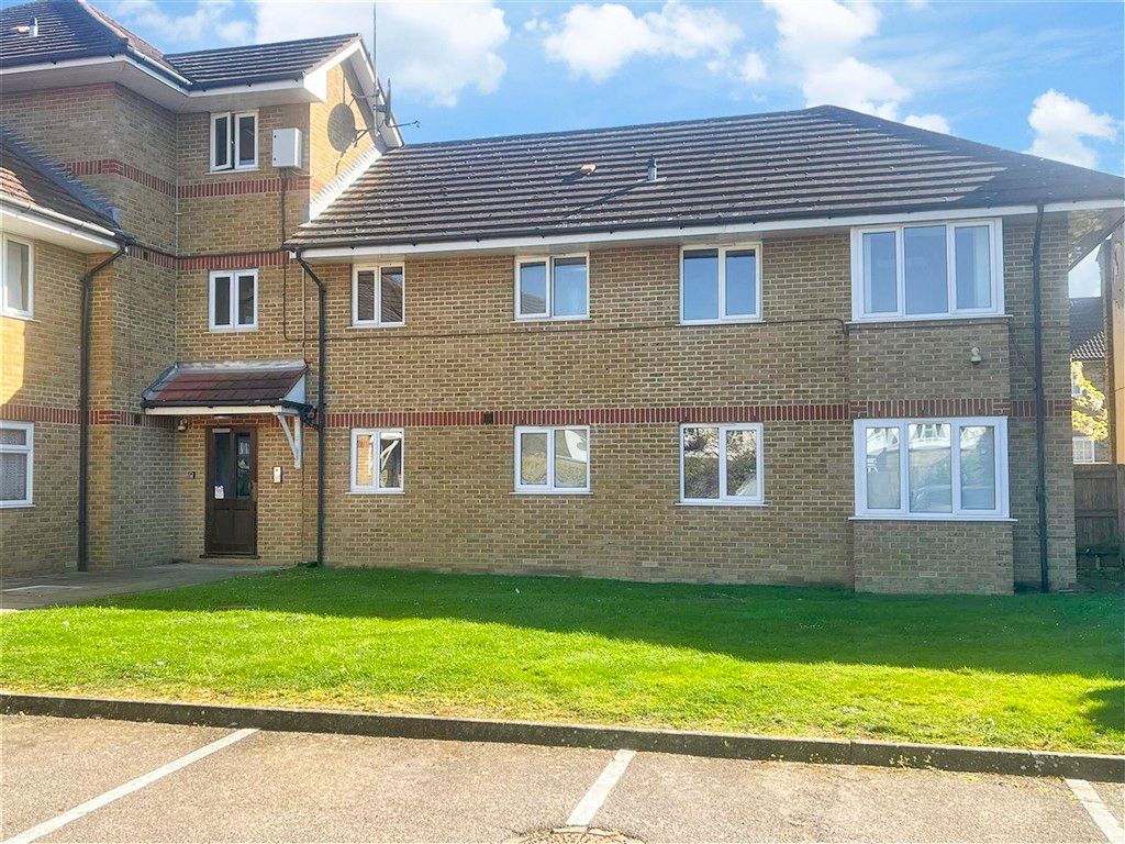 Property photo 2 of 5 Front