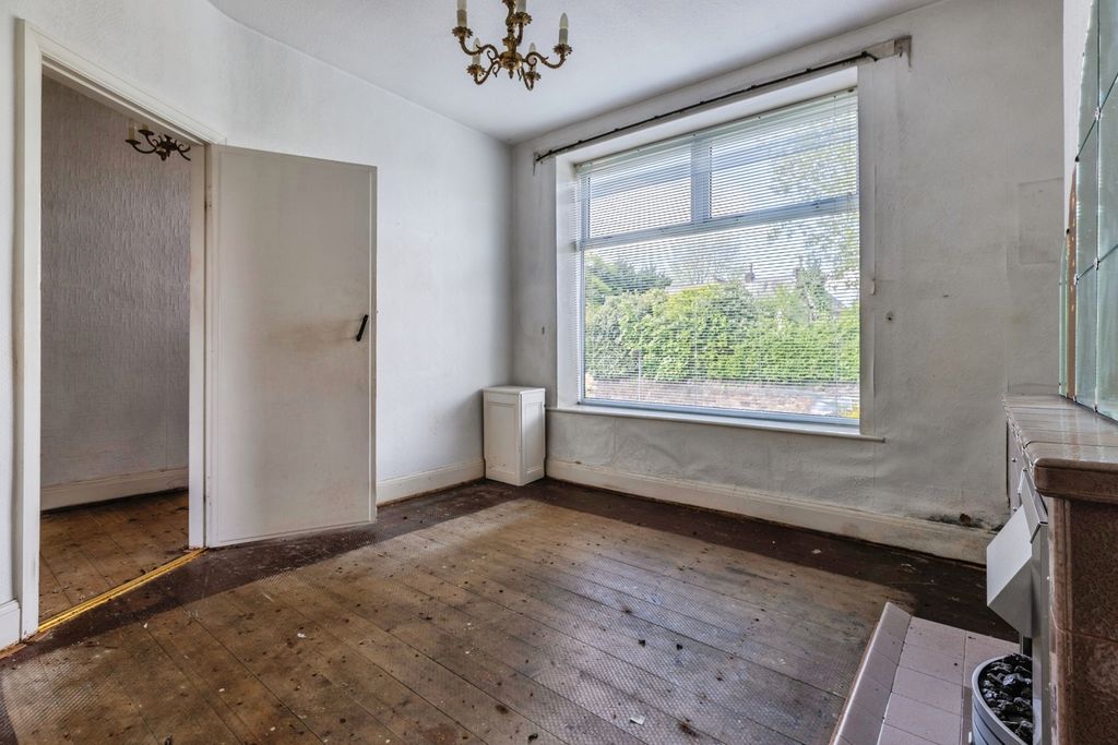 Property photo 2 of 14 Pbox-Img.Jpg