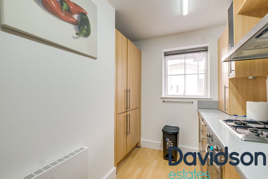 Property photo 3 of 24