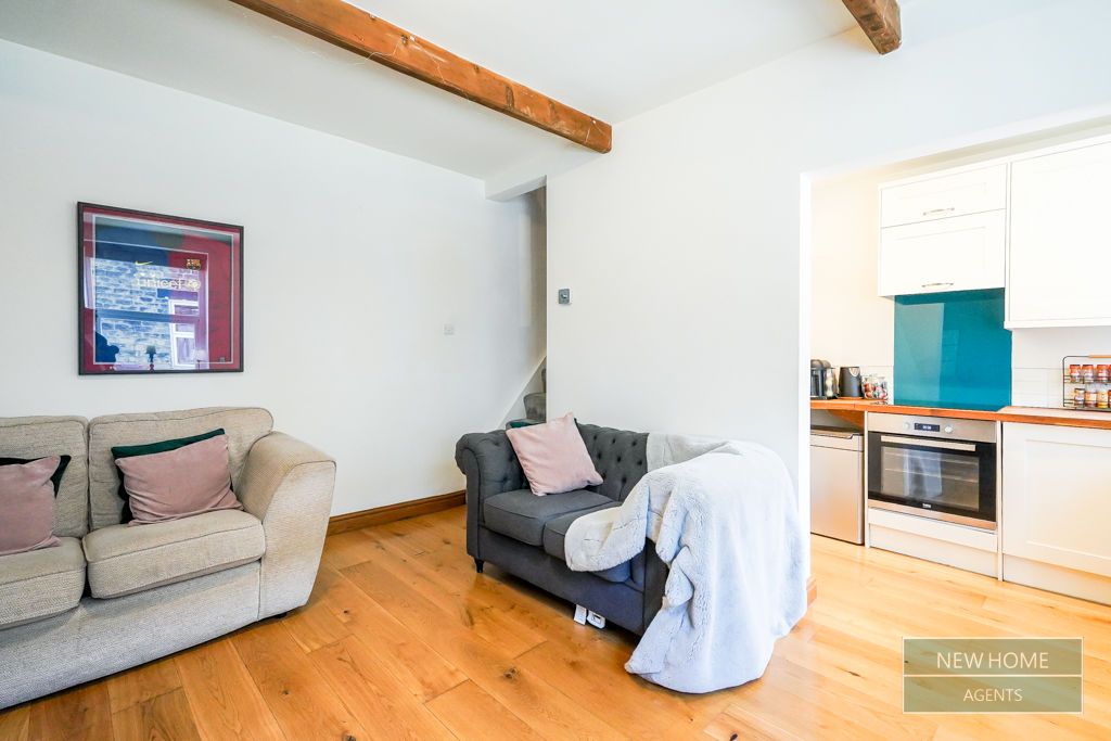 Property photo 2 of 13 Photo 9