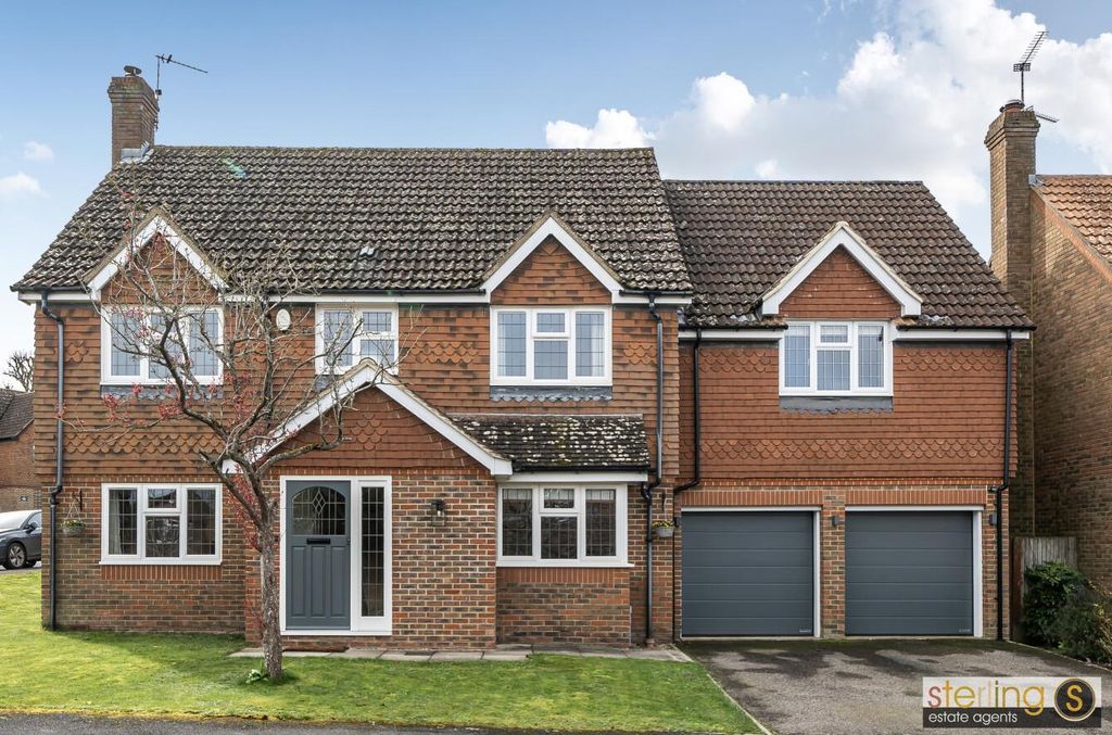 Property photo 1 of 20 Fa178c76-1666-4c79-84E0-B0B3Bf69Febb.Jpg