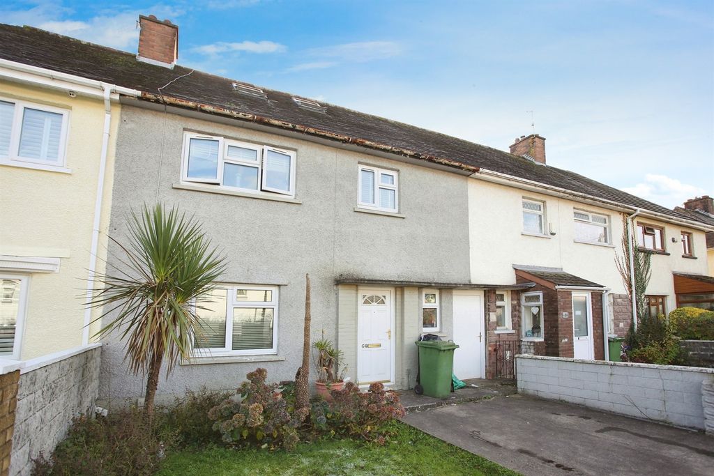 Property photo 1 of 16