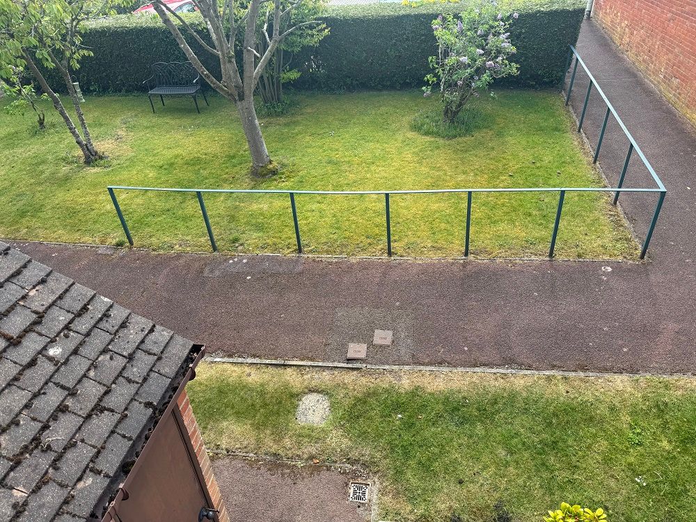 Property photo 3 of 12