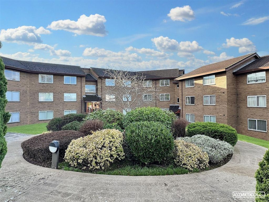 Property photo 1 of 15 Modern Building With Lush Landscaped Grounds...