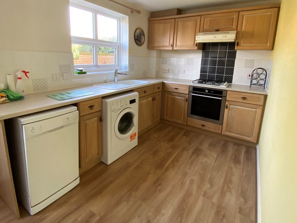Property photo 3 of 11