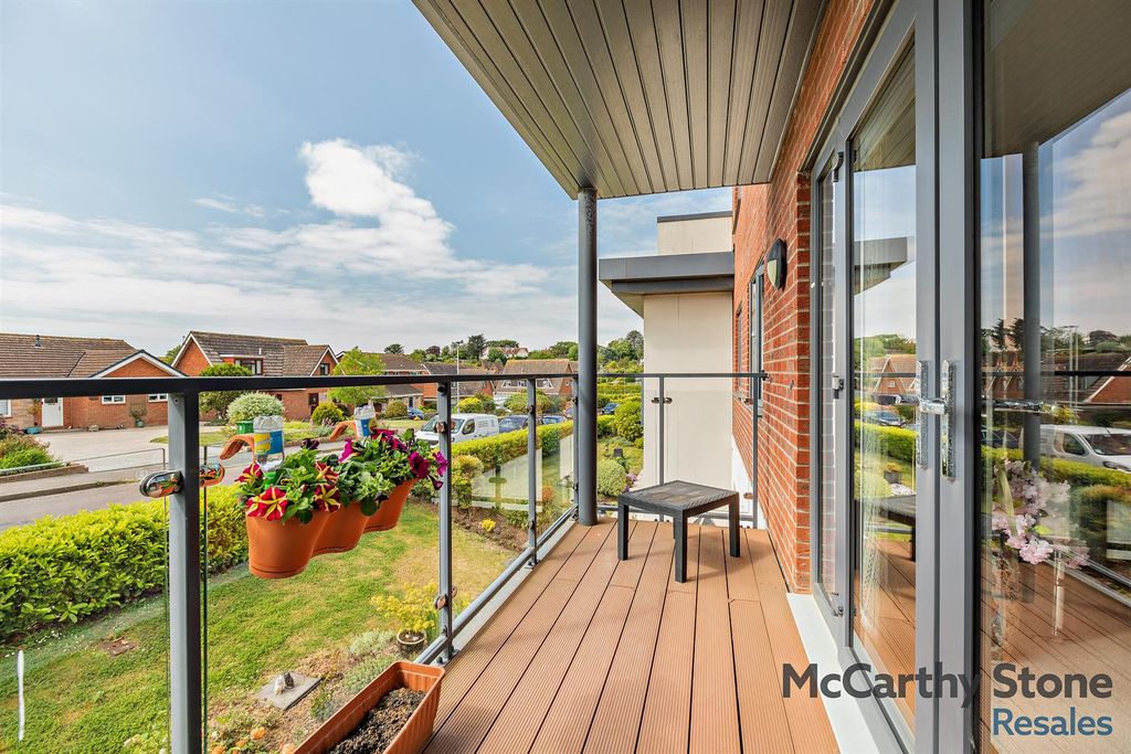Property photo 3 of 16 Balcony