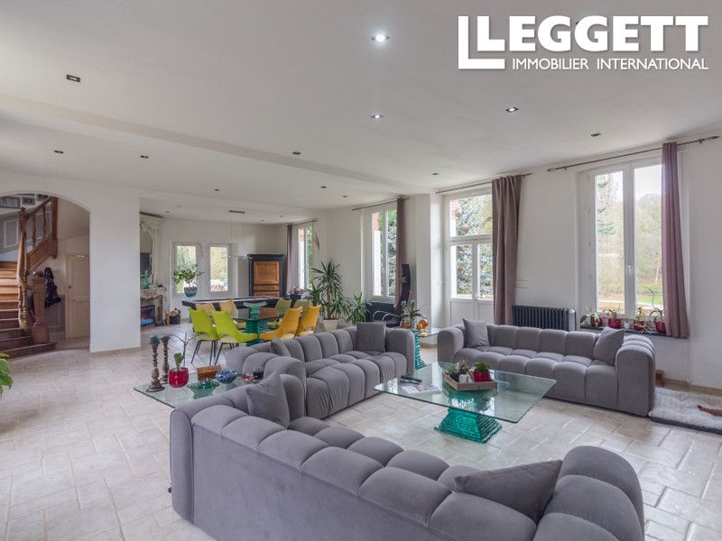 Property photo 3 of 10