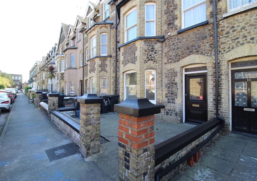 Property photo 1 of 11 Img_4940.Jpg