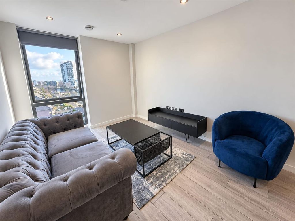 Property photo 1 of 13 703 - 1.Jpg