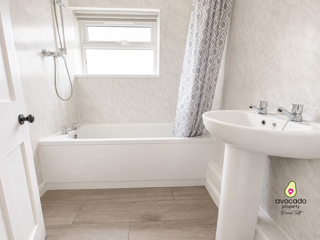 Property photo 3 of 9 5245935