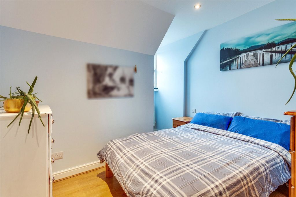 Property photo 3 of 13 Picture No. 07