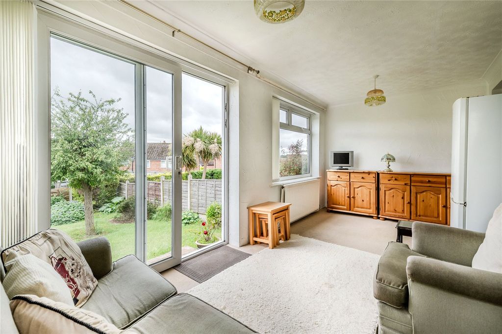 Property photo 3 of 15 Garden Room