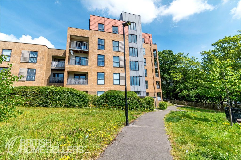 Property photo 2 of 16 Picture No. 07