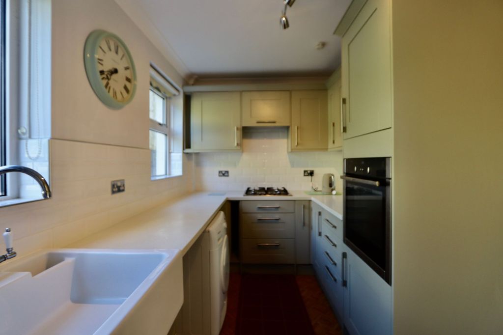 Property photo 2 of 40