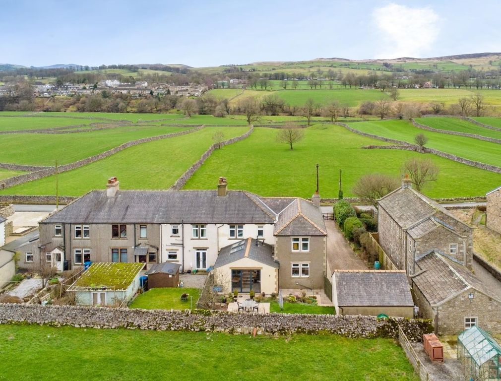 Property photo 3 of 27 Drone 2.Jpg