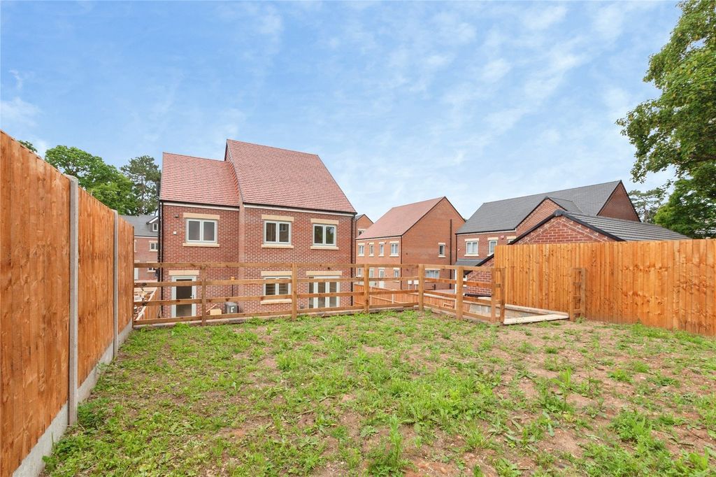 Property photo 3 of 27 Picture No. 34