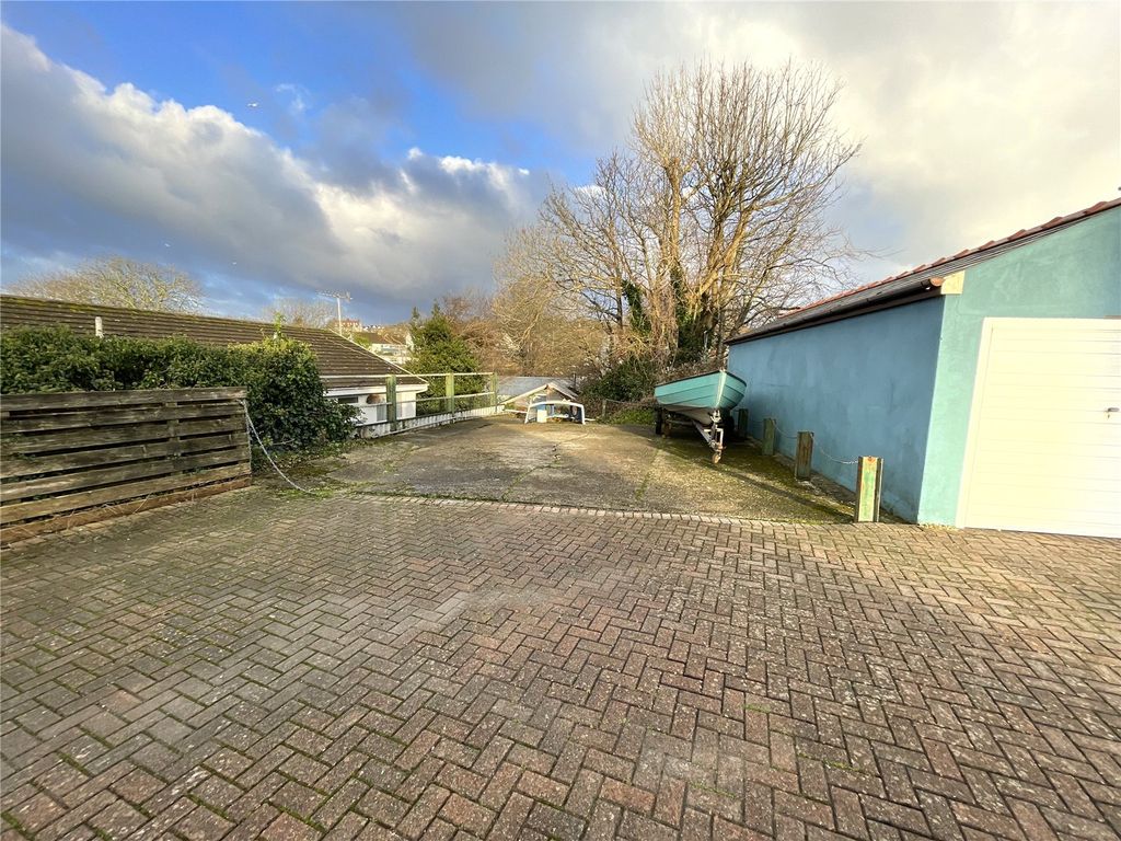 Property photo 3 of 3 Picture No. 01