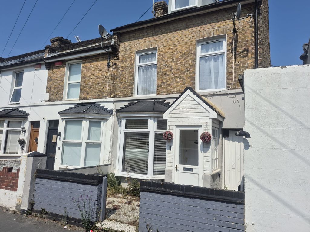Property photo 1 of 4
