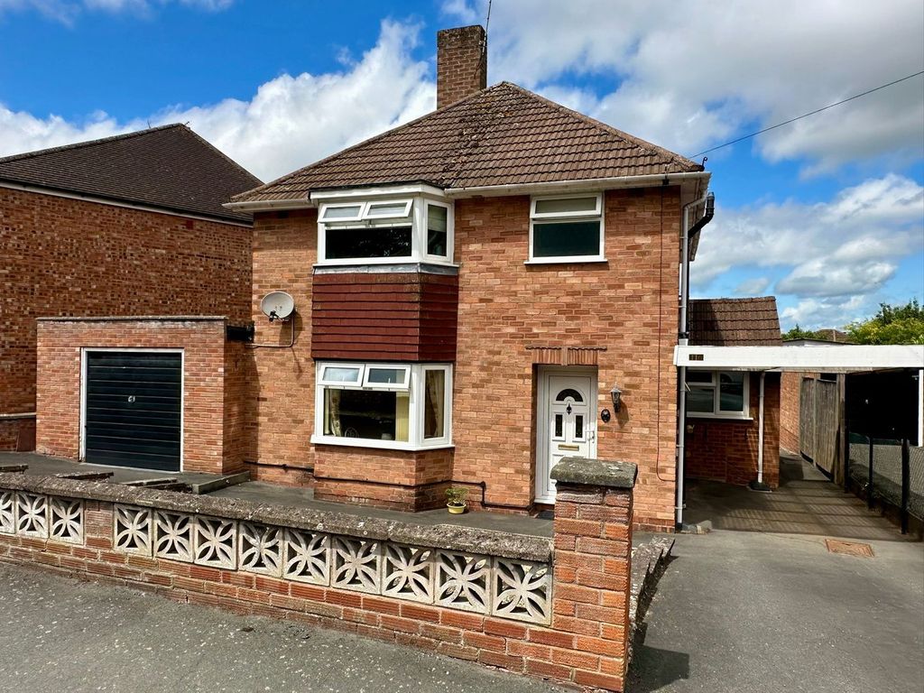 Property photo 1 of 12