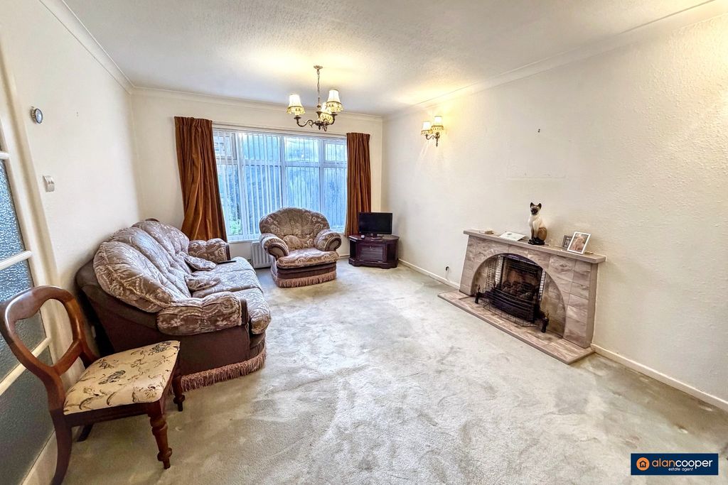 Property photo 2 of 16 4412262