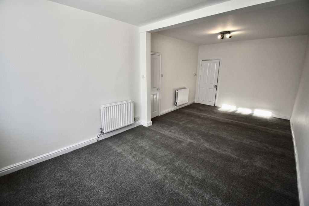 Property photo 3 of 12 Dsc_0654