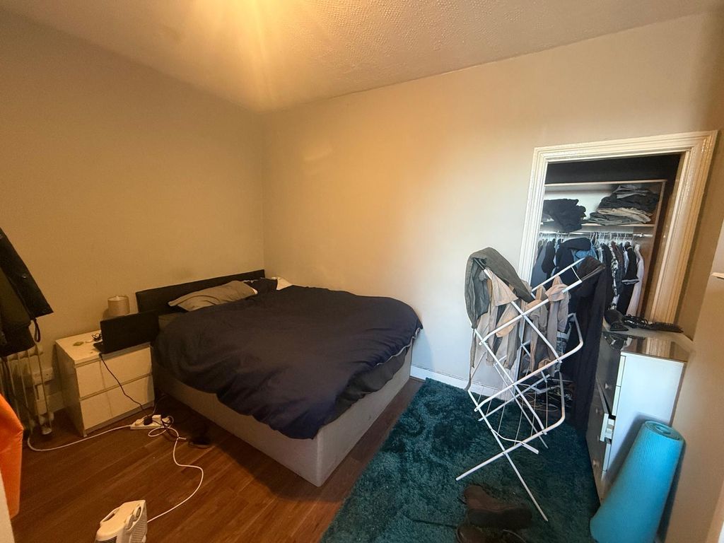 Property photo 1 of 3