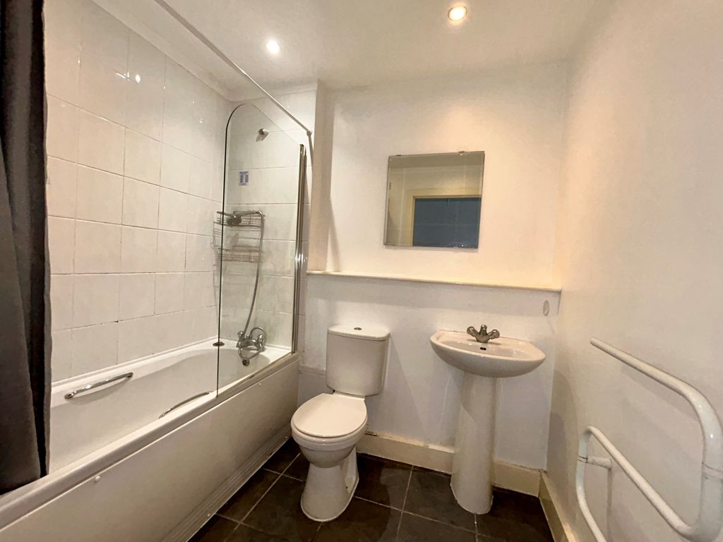 Property photo 2 of 6 Gallery