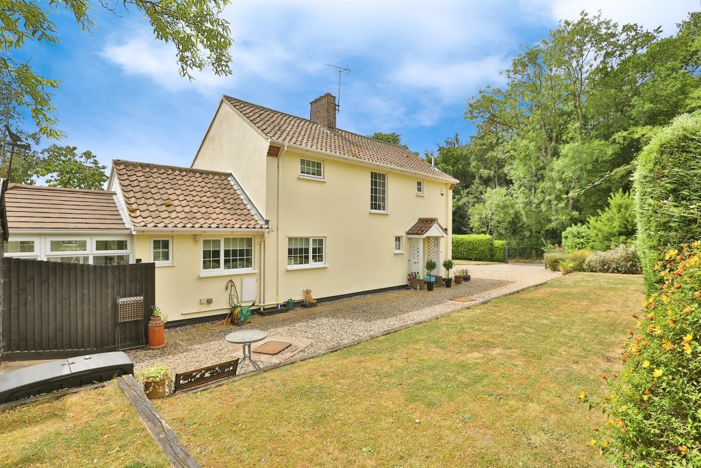 Property photo 1 of 20