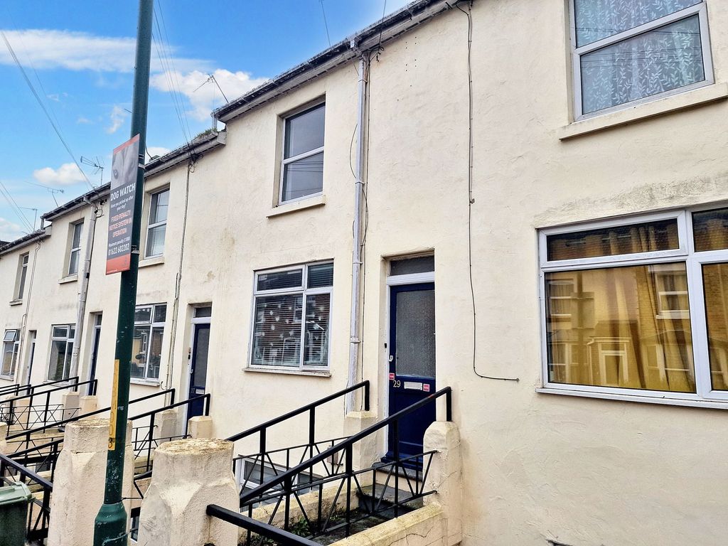 Property photo 1 of 7